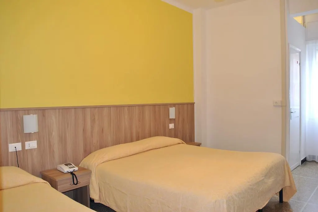 Hotel Bristol Laigueglia 3*,