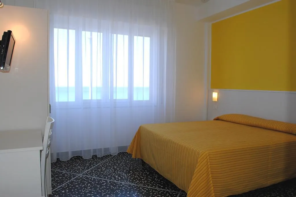Hotel Bristol Laigueglia Italien
