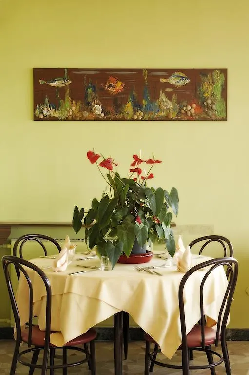Hotel Bristol Laigueglia 3*,