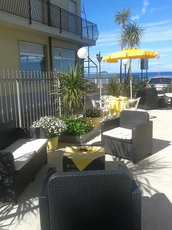 ***  Hotel Bristol Laigueglia Italien