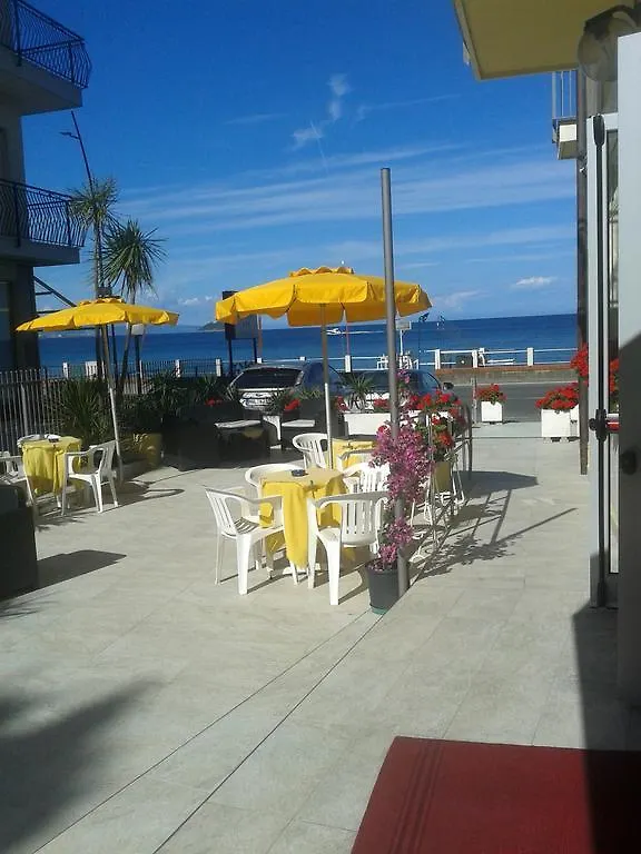 Hotel Bristol Laigueglia
